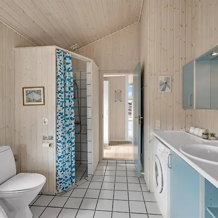 Ferdine - 1-5km From The Sea In Western Jutland By Interhome