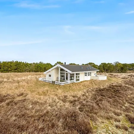 Ferdine - 1-5km From The Sea In Western Jutland By Interhome *