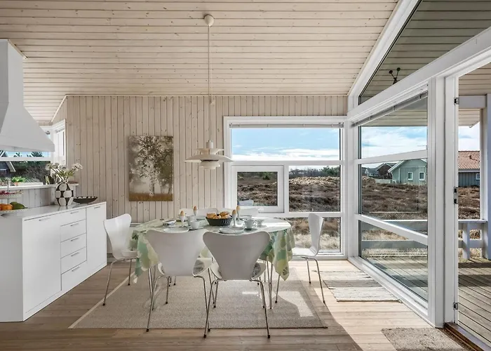 Dom wakacyjny Ferdine - 1-5km From The Sea By Interhome