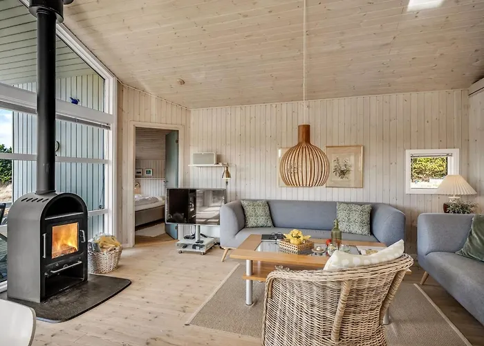 Ferdine - 1-5km From The Sea By Interhome Hébergement de vacances